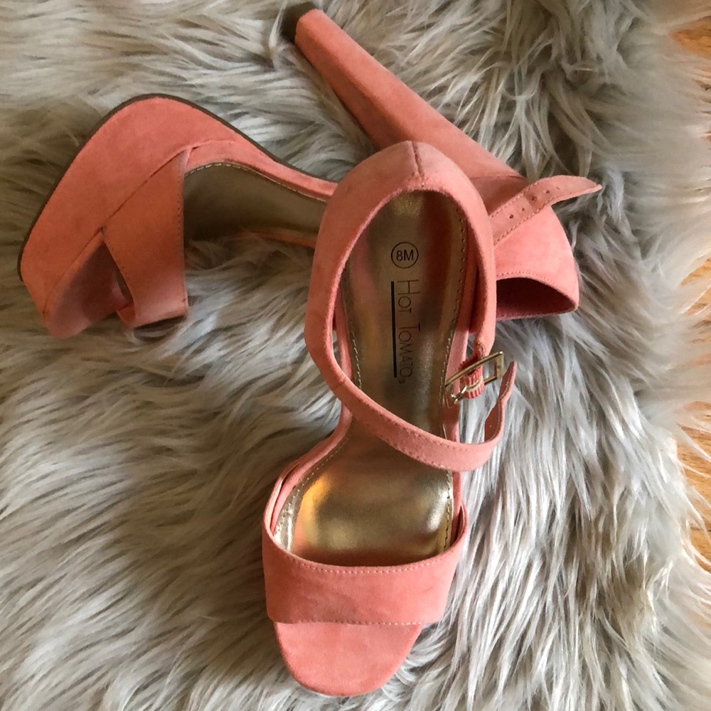 Shoe